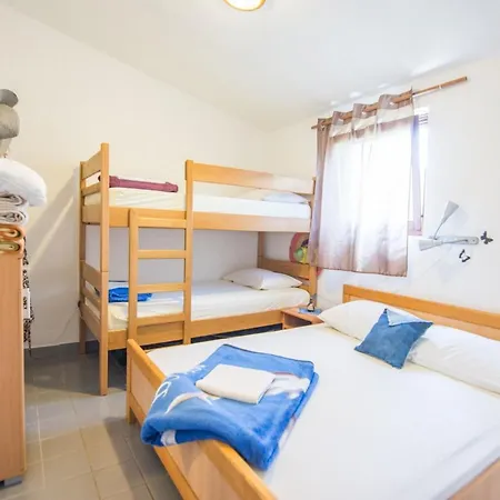House Jere Semesterbostad *