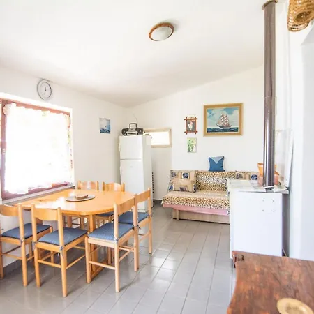 Semesterbostad House Jere